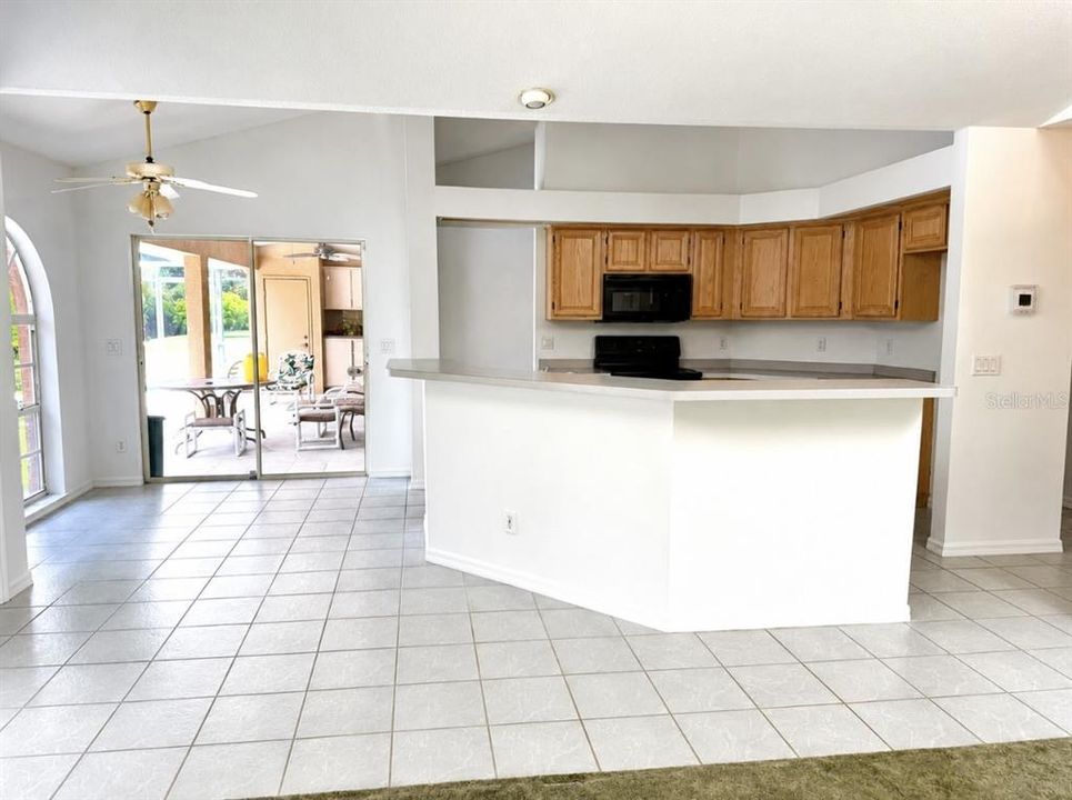 Active With Contract: $359,990 (3 beds, 2 baths, 2313 Square Feet)