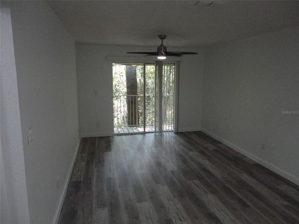 For Rent: $1,350 (1 beds, 1 baths, 576 Square Feet)