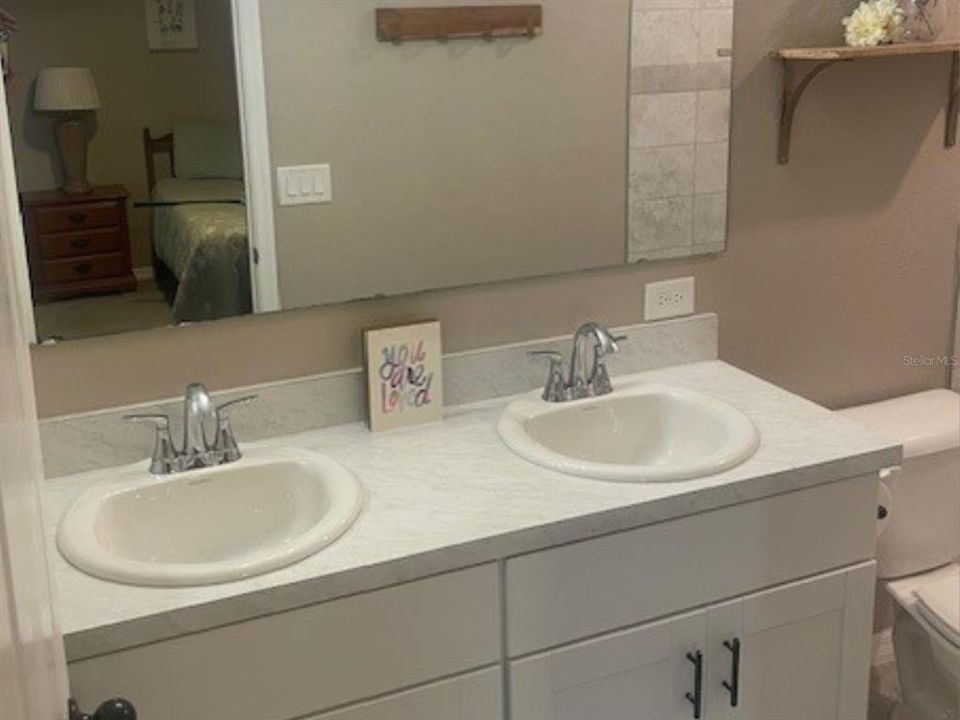 For Rent: $1,799 (3 beds, 2 baths, 1286 Square Feet)