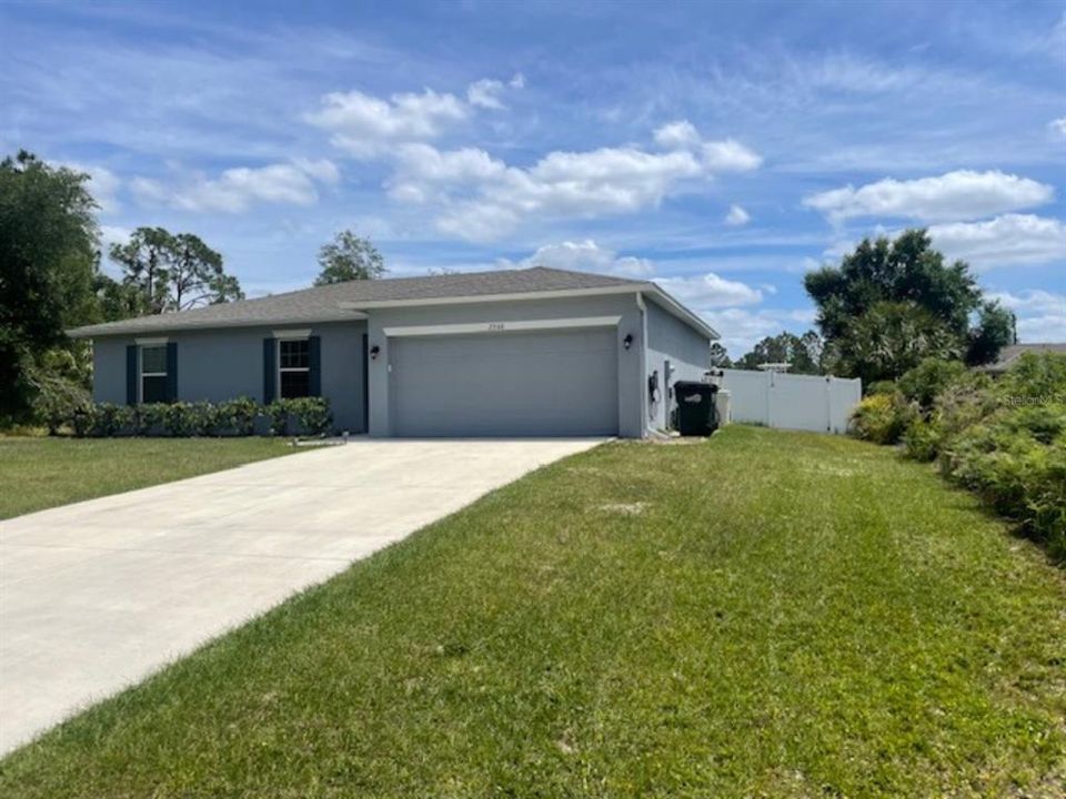 For Rent: $1,799 (3 beds, 2 baths, 1286 Square Feet)
