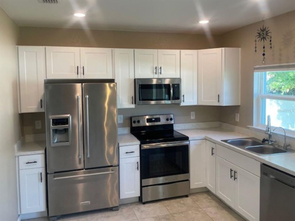 For Rent: $1,799 (3 beds, 2 baths, 1286 Square Feet)