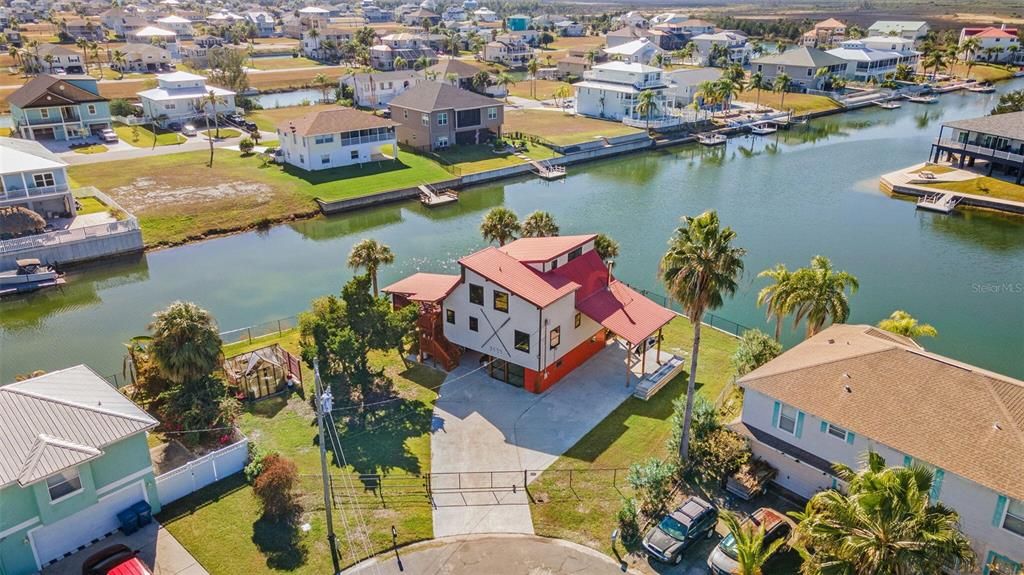 En Venta: $574,999 (4 camas, 2 baños, 1841 Pies cuadrados)