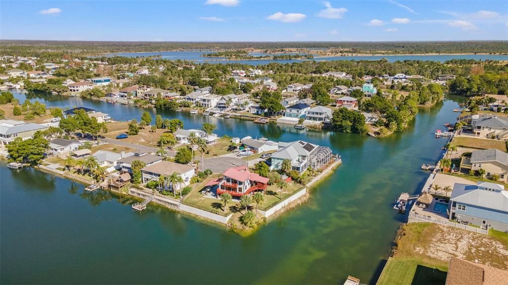 En Venta: $574,999 (4 camas, 2 baños, 1841 Pies cuadrados)