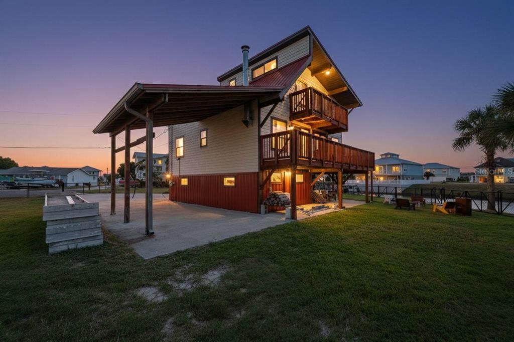 En Venta: $574,999 (4 camas, 2 baños, 1841 Pies cuadrados)