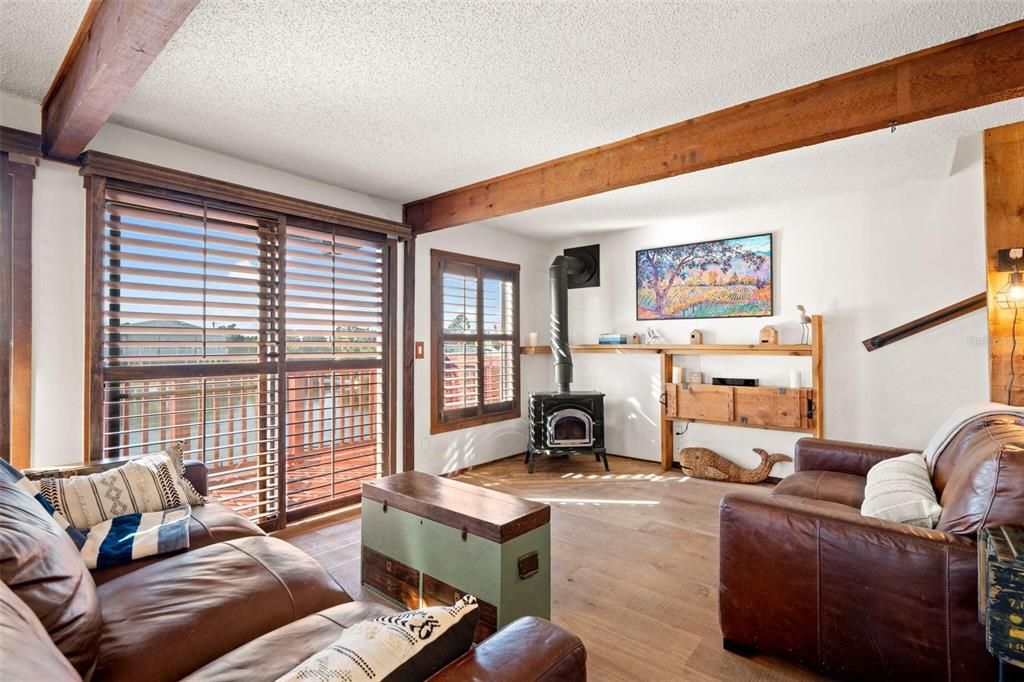 En Venta: $574,999 (4 camas, 2 baños, 1841 Pies cuadrados)