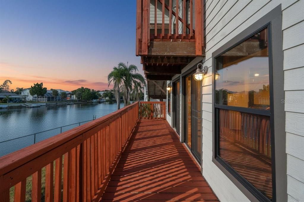 En Venta: $574,999 (4 camas, 2 baños, 1841 Pies cuadrados)