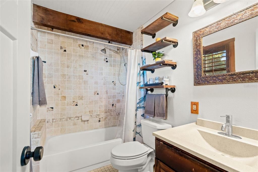 En Venta: $574,999 (4 camas, 2 baños, 1841 Pies cuadrados)