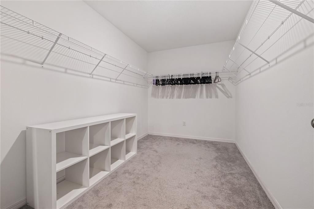 En Renta: $2,700 (4 camas, 2 baños, 2635 Pies cuadrados)