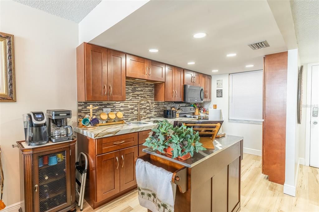 En Venta: $149,900 (2 camas, 2 baños, 1190 Pies cuadrados)
