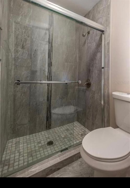 For Rent: $2,400 (2 beds, 2 baths, 968 Square Feet)
