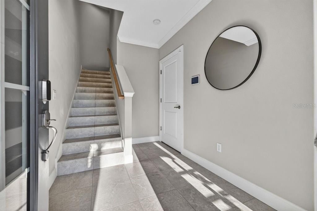 For Sale: $735,000 (3 beds, 3 baths, 2080 Square Feet)