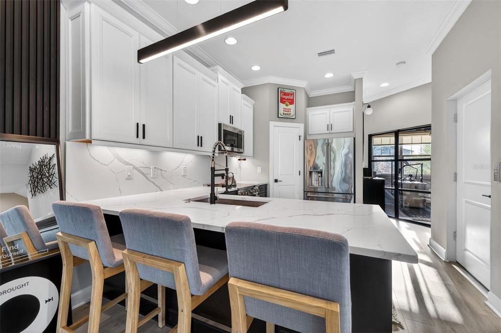 For Sale: $735,000 (3 beds, 3 baths, 2080 Square Feet)