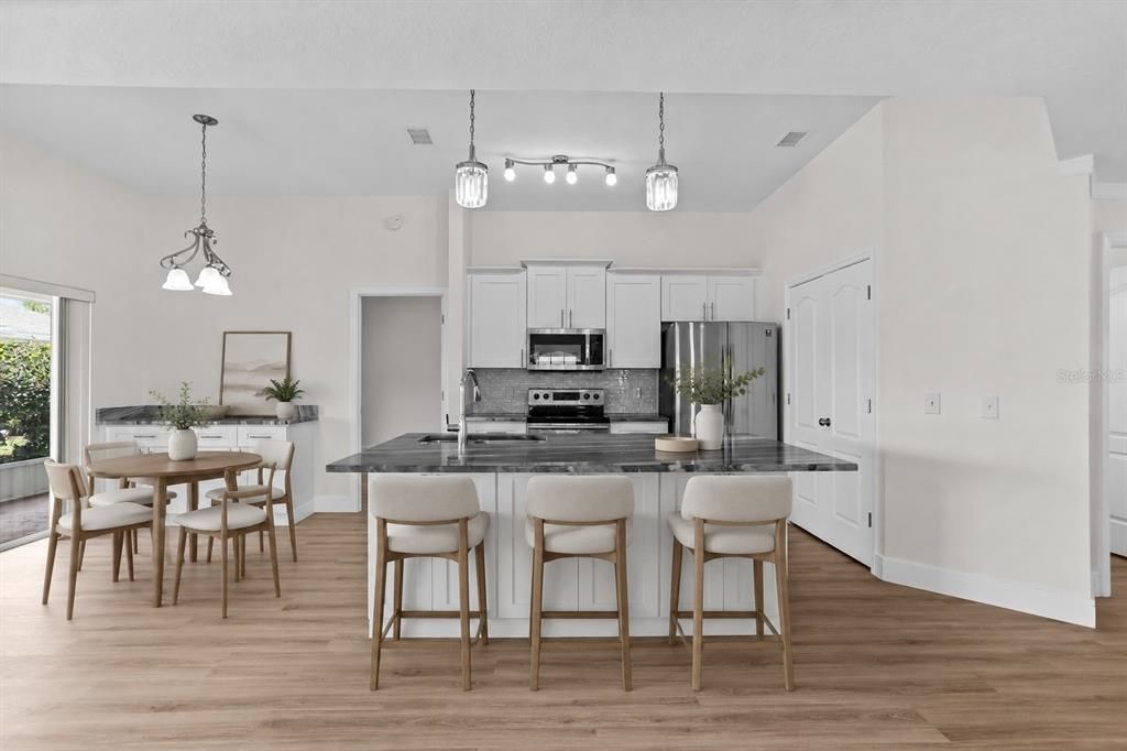 На продажу: $319,999 (3 спален, 2 ванн, 1596 Квадратных фут)