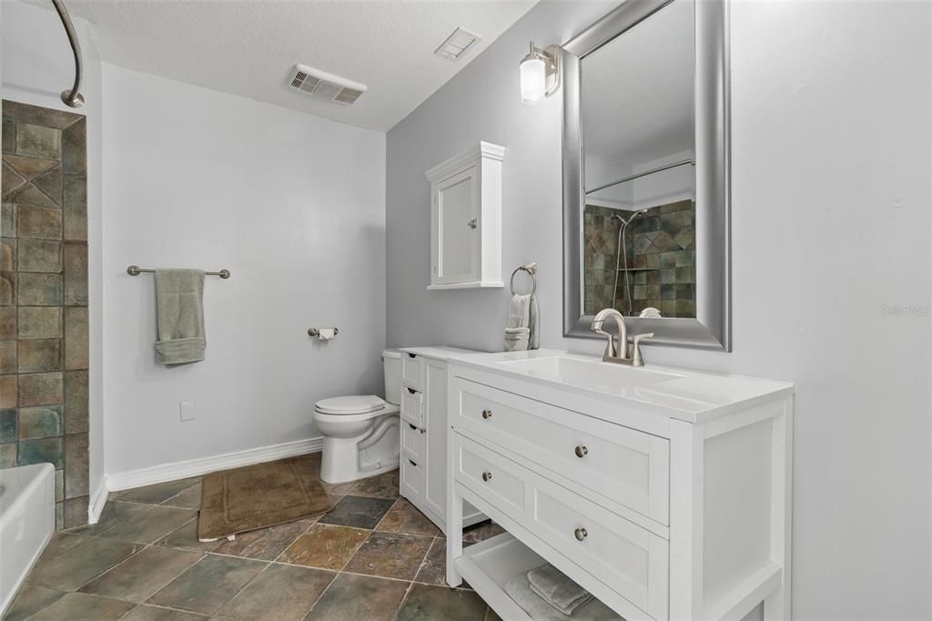 For Sale: $429,000 (3 beds, 3 baths, 1866 Square Feet)