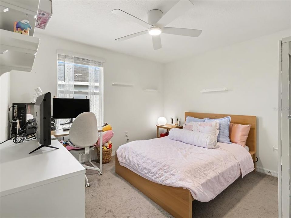 En Venta: $340,000 (3 camas, 2 baños, 2043 Pies cuadrados)