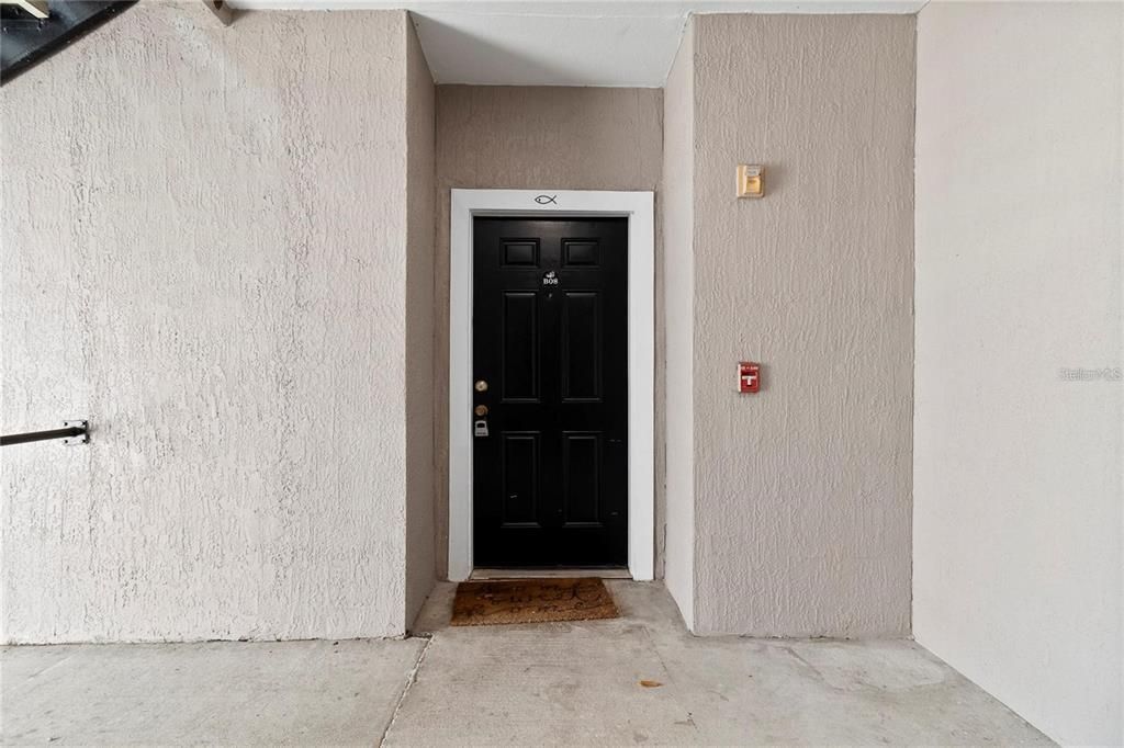 For Rent: $2,000 (3 beds, 2 baths, 1387 Square Feet)