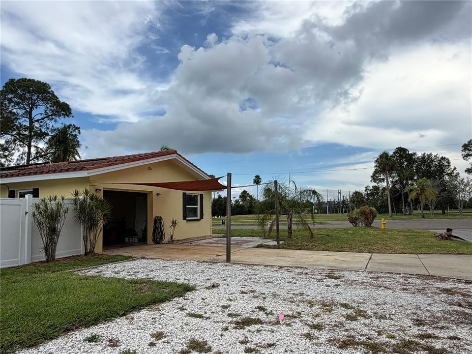 For Sale: $440,000 (3 beds, 2 baths, 1339 Square Feet)