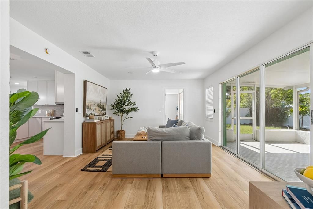For Sale: $569,500 (3 beds, 2 baths, 1452 Square Feet)