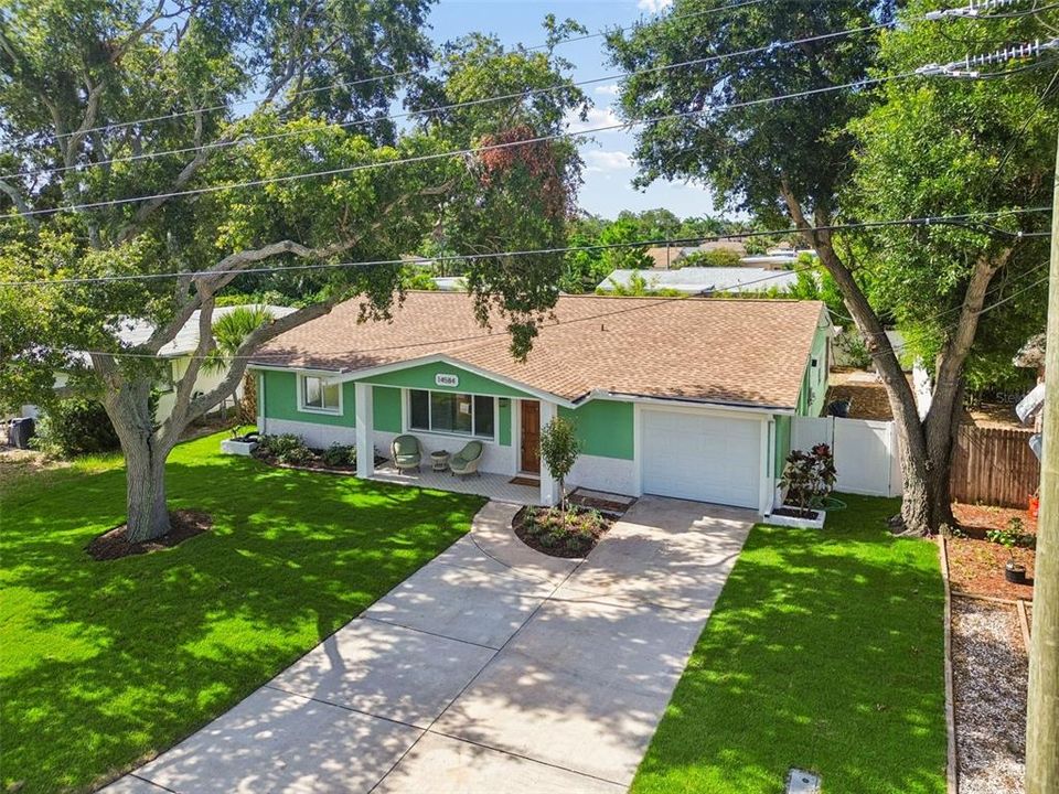 For Sale: $569,500 (3 beds, 2 baths, 1452 Square Feet)
