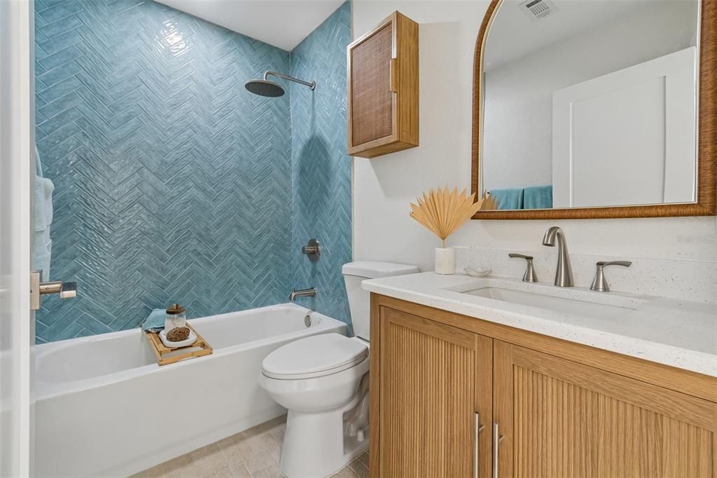For Sale: $569,500 (3 beds, 2 baths, 1452 Square Feet)