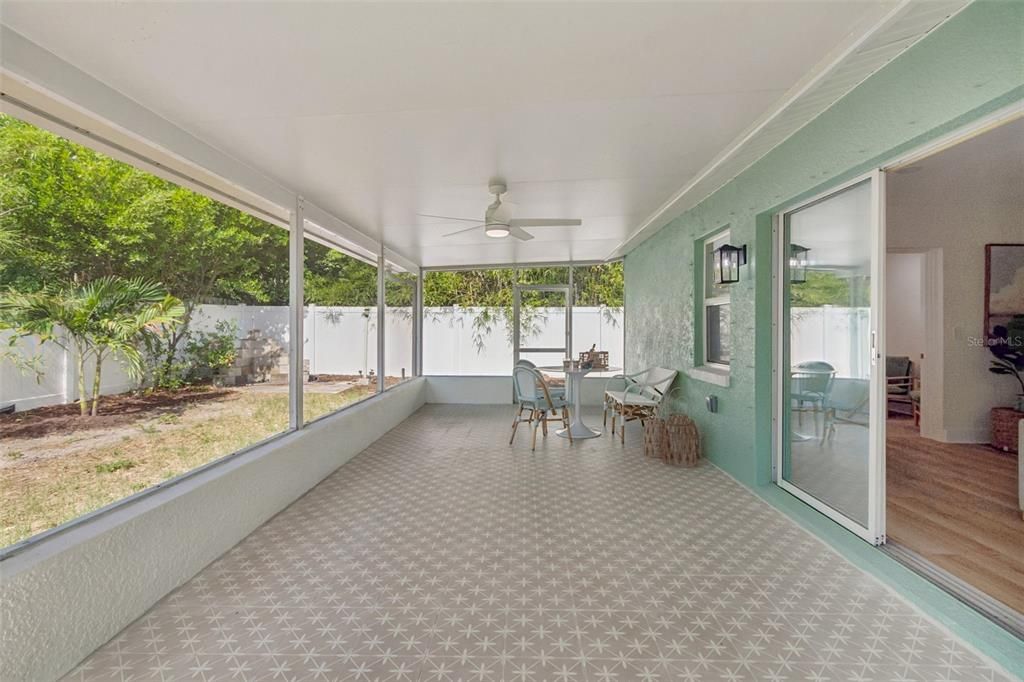 For Sale: $569,500 (3 beds, 2 baths, 1452 Square Feet)