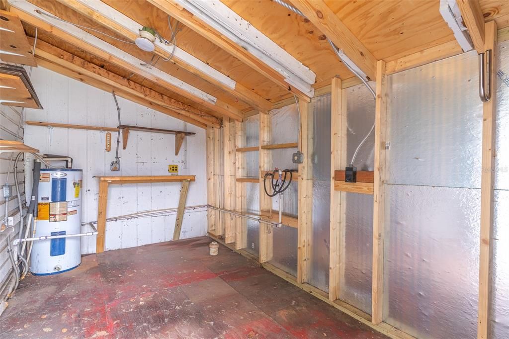 На продажу: $280,000 (2 спален, 1 ванн, 800 Квадратных фут)