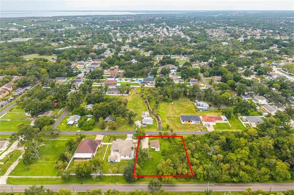 На продажу: $280,000 (2 спален, 1 ванн, 800 Квадратных фут)