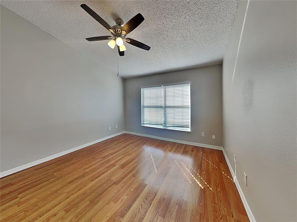 For Rent: $2,099 (3 beds, 2 baths, 1210 Square Feet)