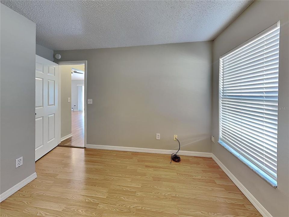 For Rent: $2,099 (3 beds, 2 baths, 1210 Square Feet)