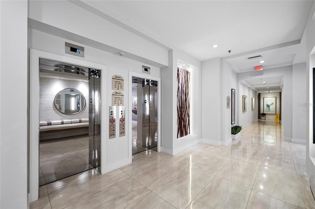 For Sale: $1,160,000 (3 beds, 3 baths, 2369 Square Feet)