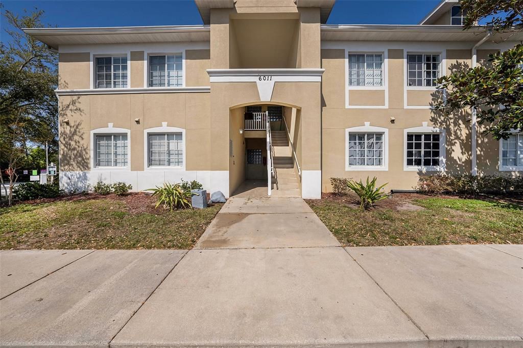 En Venta: $205,000 (3 camas, 2 baños, 1151 Pies cuadrados)