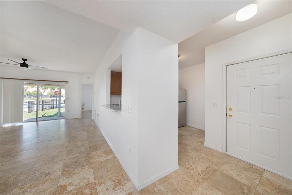 En Venta: $205,000 (3 camas, 2 baños, 1151 Pies cuadrados)