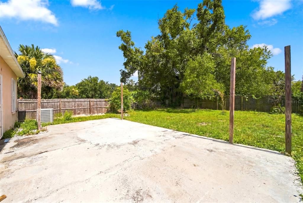 En Venta: $299,990 (4 camas, 3 baños, 1360 Pies cuadrados)
