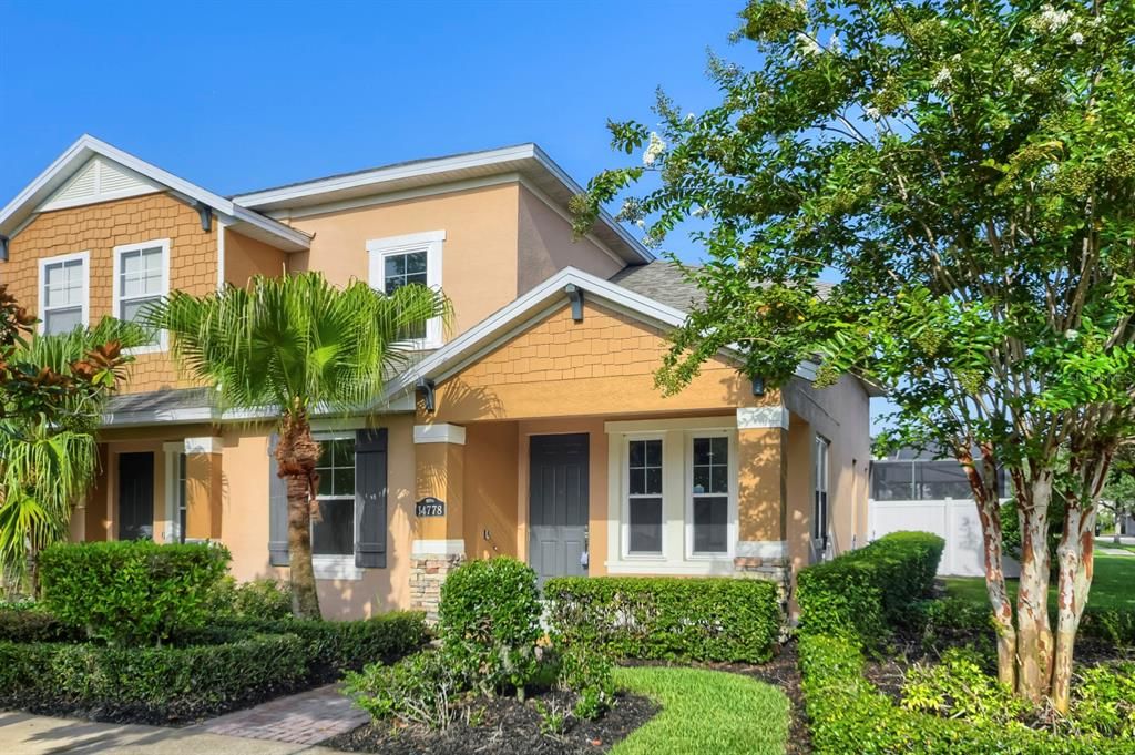 For Sale: $420,000 (3 beds, 3 baths, 1831 Square Feet)