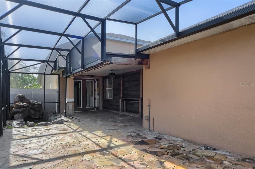 For Sale: $420,000 (3 beds, 3 baths, 1831 Square Feet)