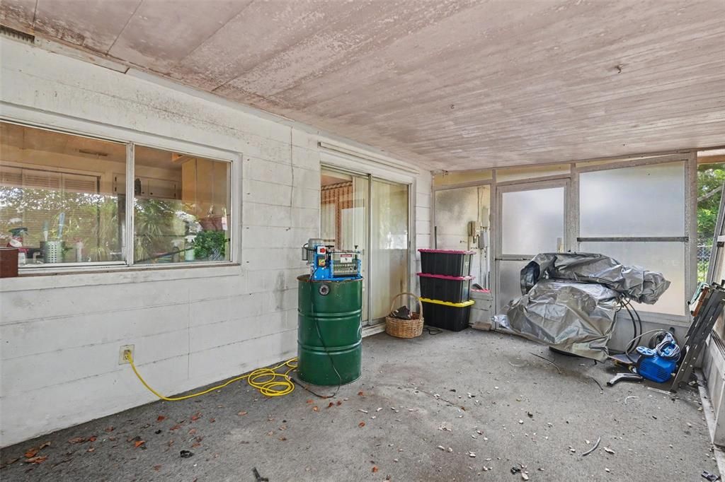For Sale: $175,000 (3 beds, 1 baths, 1184 Square Feet)
