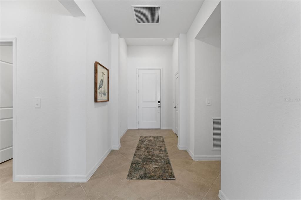 For Rent: $2,200 (3 beds, 3 baths, 1840 Square Feet)