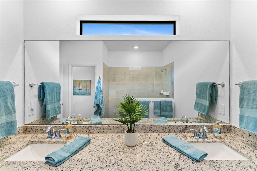 For Rent: $2,200 (3 beds, 3 baths, 1840 Square Feet)