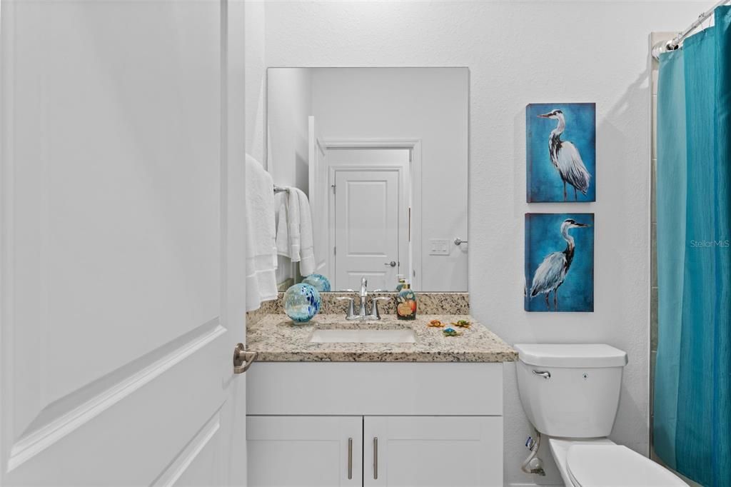 For Rent: $2,200 (3 beds, 3 baths, 1840 Square Feet)