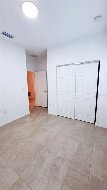 For Rent: $1,700 (6 beds, 4 baths, 1214 Square Feet)