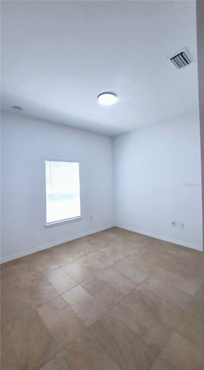 For Rent: $1,700 (6 beds, 4 baths, 1214 Square Feet)
