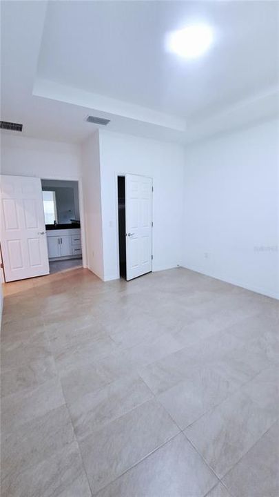 For Rent: $1,700 (6 beds, 4 baths, 1214 Square Feet)