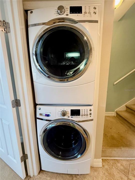 En Renta: $2,200 (3 camas, 3 baños, 1417 Pies cuadrados)