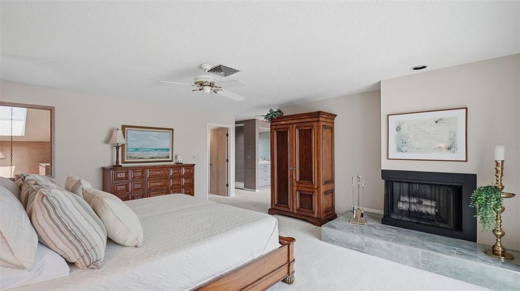 For Sale: $1,050,000 (3 beds, 2 baths, 2230 Square Feet)