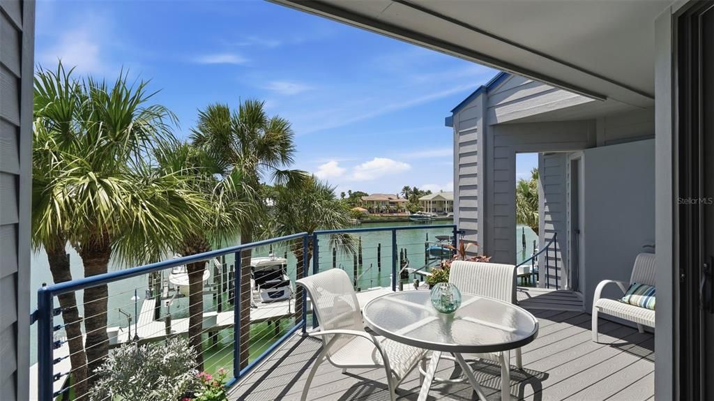 For Sale: $1,050,000 (3 beds, 2 baths, 2230 Square Feet)