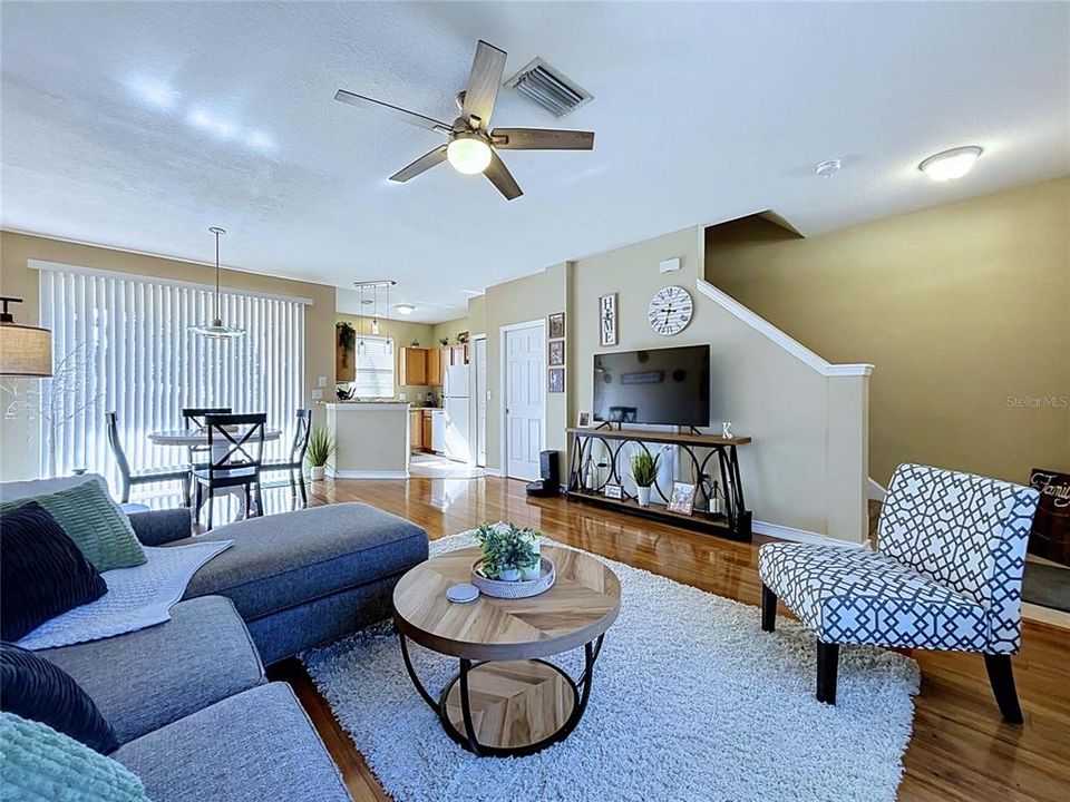 En Venta: $235,000 (2 camas, 1 baños, 1146 Pies cuadrados)