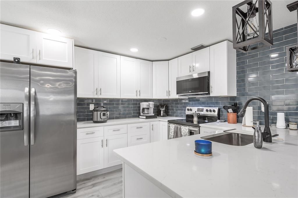 En Venta: $435,000 (3 camas, 2 baños, 1528 Pies cuadrados)