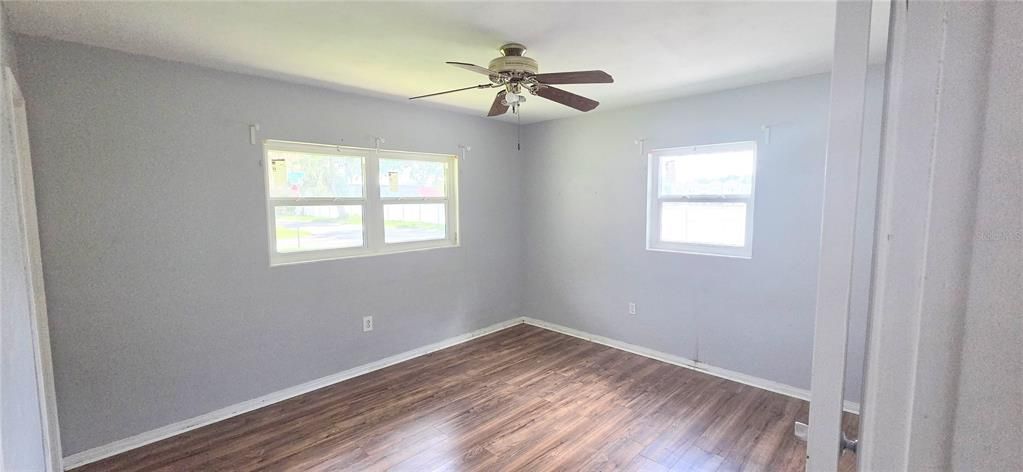 For Sale: $165,000 (3 beds, 1 baths, 1178 Square Feet)