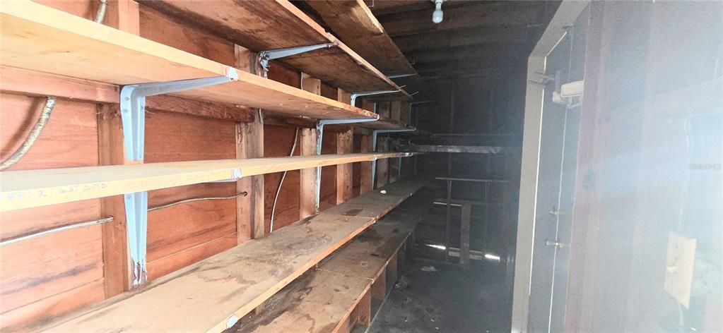 For Sale: $165,000 (3 beds, 1 baths, 1178 Square Feet)
