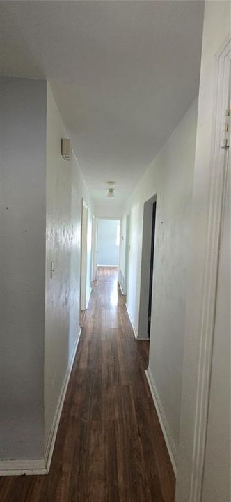 For Sale: $165,000 (3 beds, 1 baths, 1178 Square Feet)